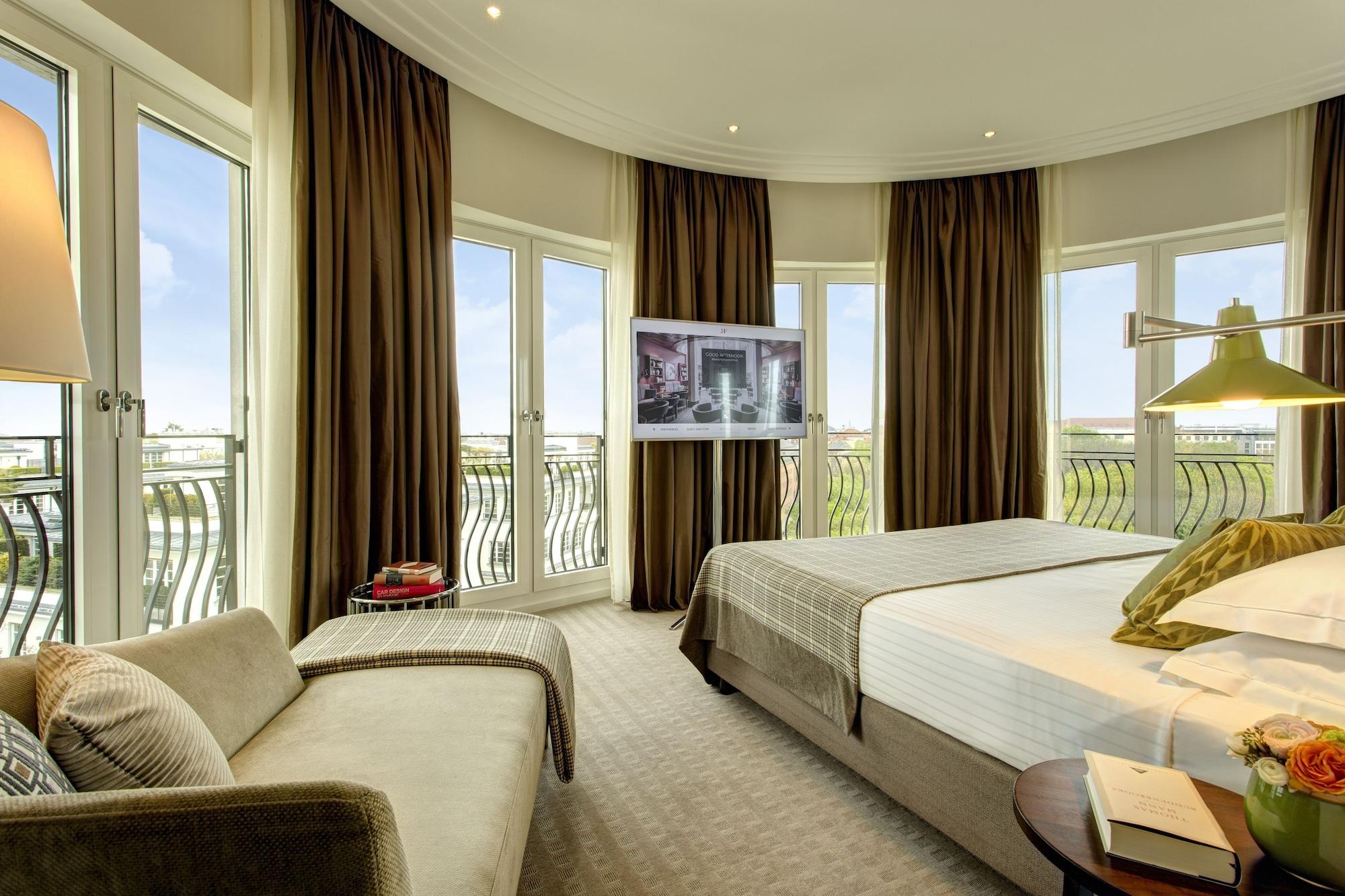 Rocco Forte The Charles Hotel Munchen Bagian luar foto