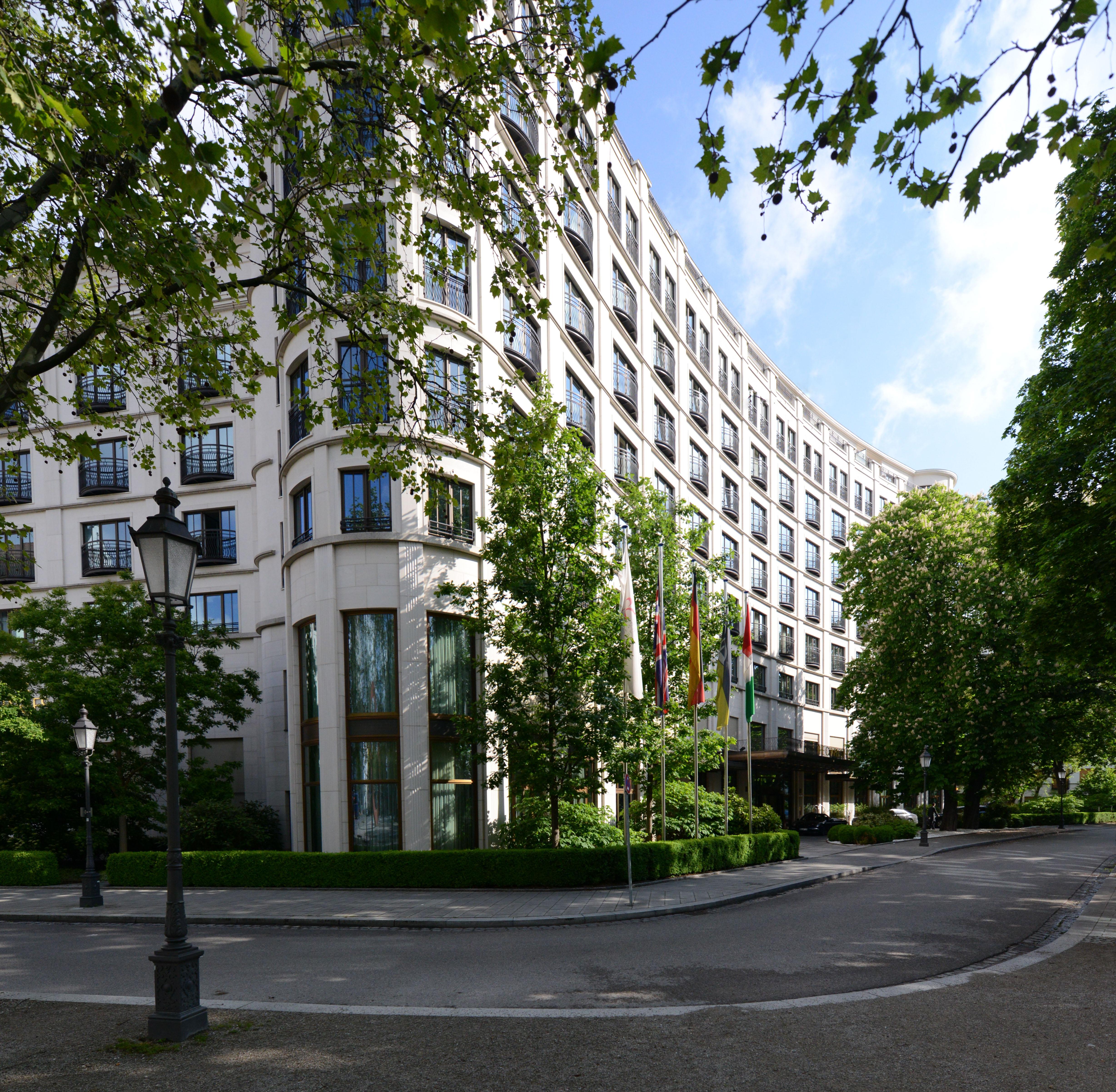 Rocco Forte The Charles Hotel Munchen Bagian luar foto